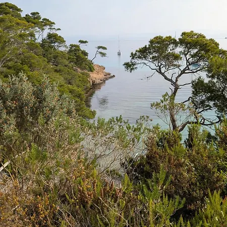 T2 Avec Jardin, Clim&piscine - Proche Plages Et Randos, Parking Privé - La Rascasse